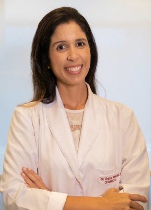 Dra. Virginia Cavalcanti - CRM: 52-995436